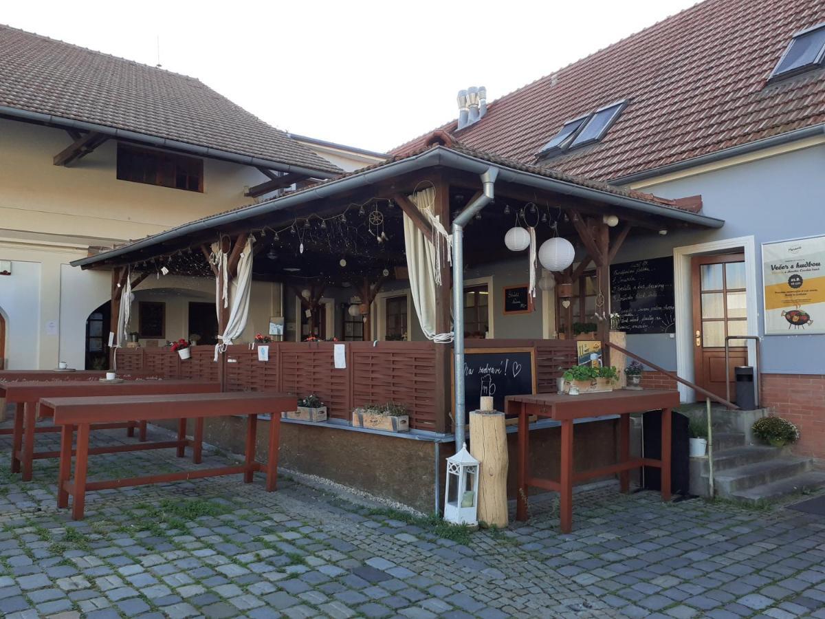 Penzion Pivovarska Restaurace Moravia Brno Zewnętrze zdjęcie
